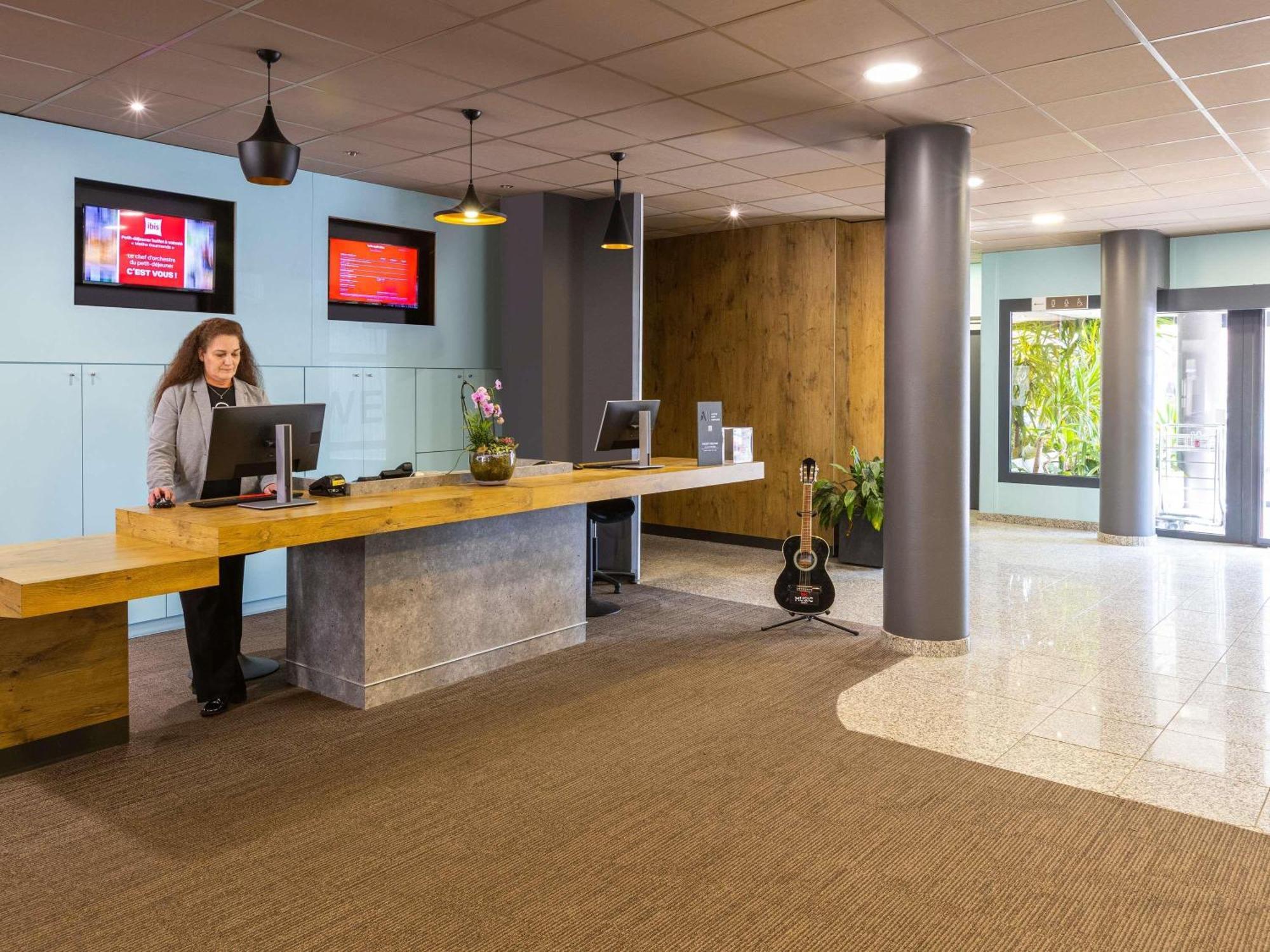 Hotel Ibis Epinal Centre Exterior foto